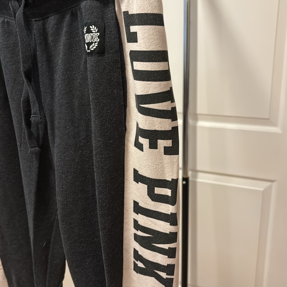 Victoria secret PINK joggers - Picture 2 of 2